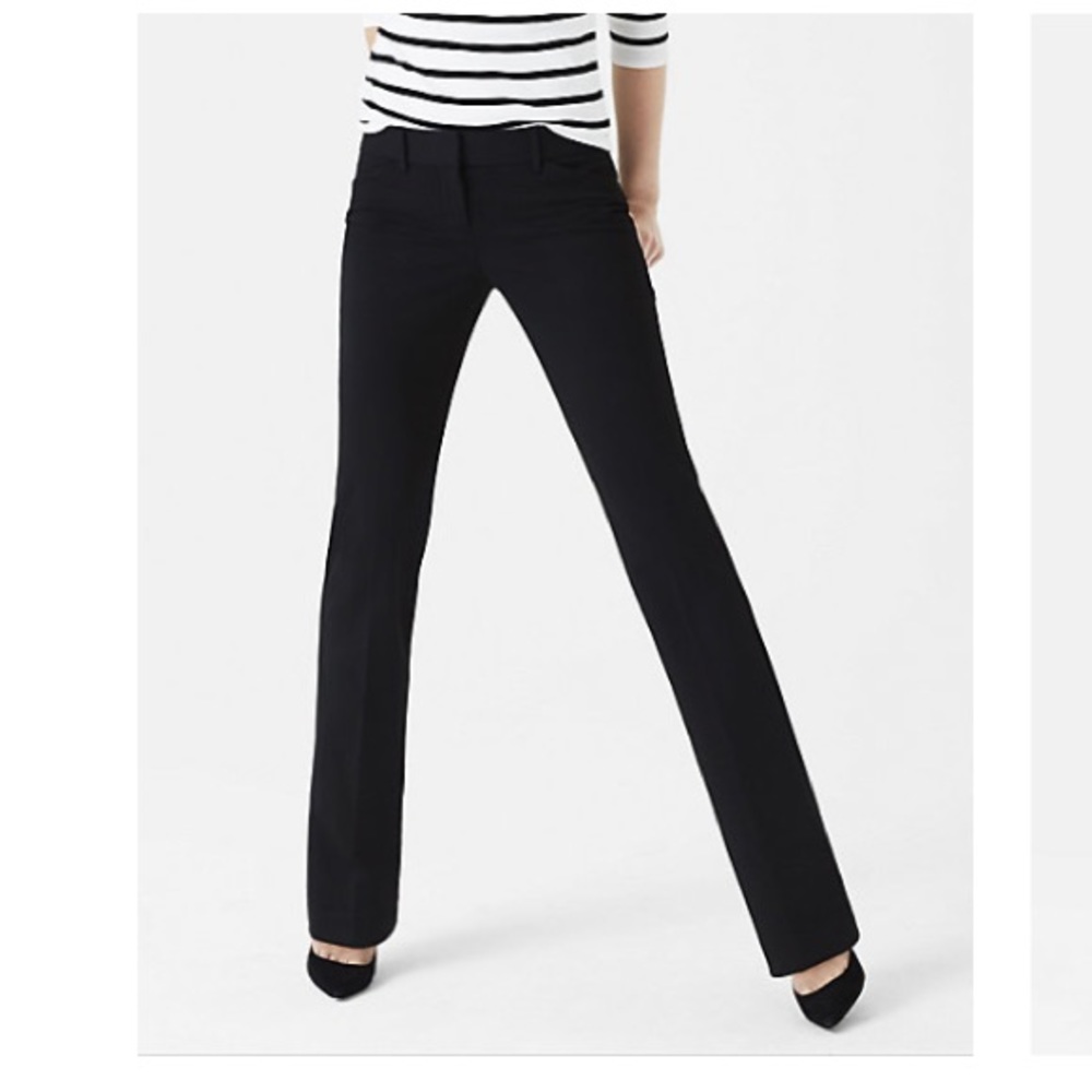 Express Editor Low Rise Barely Boot NWOT